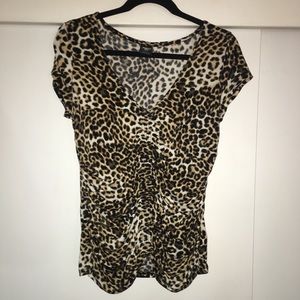 Paisley Sky leopard blouse size M (NWOT)